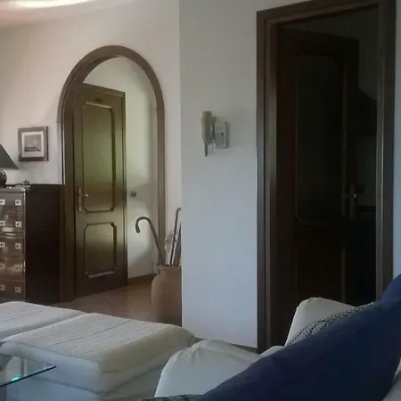 Semesterbostad Casa Pierini Civenna